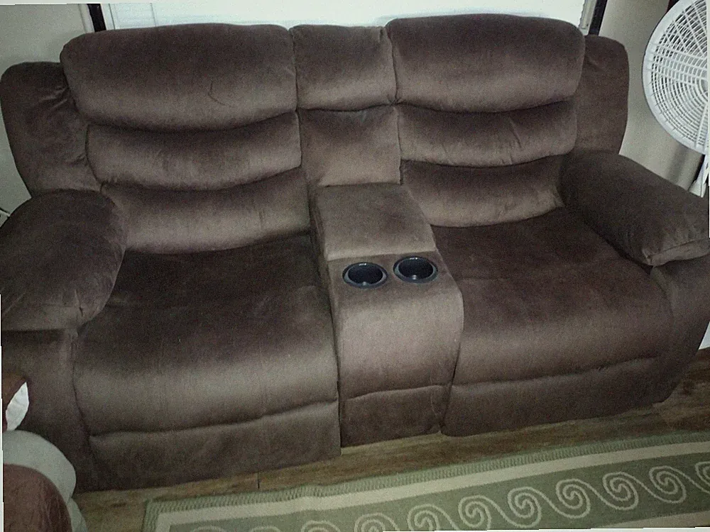 Recliner Couch 2 Seater Love Seat Center Console With 2 Cup Holders